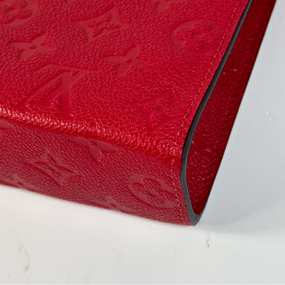 Louis Vuitton Empreinte Monogram Toiletry Pouch 26 Scarlet - Picture 5 of 15